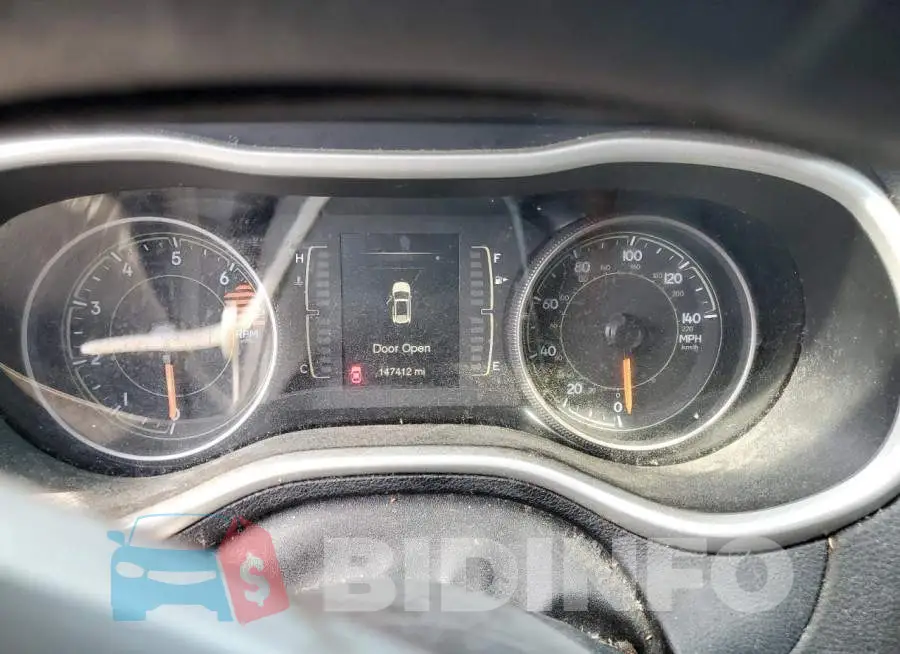 1C4PJMCB5JD588553 Photo# 9