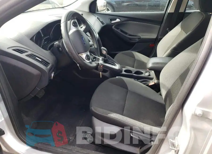 1FADP3K28EL379385 Photo# 7