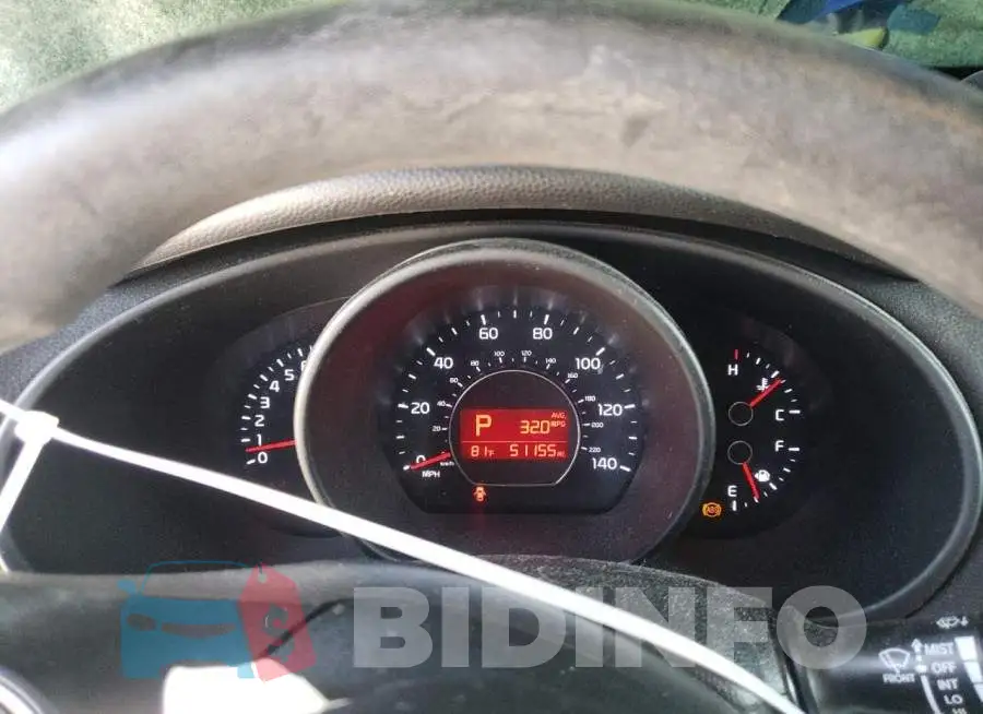 KNDJN2A25J7896239 Photo# 9
