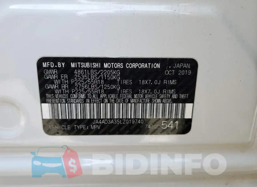 JA4AD3A35LZ019740 Photo# 13