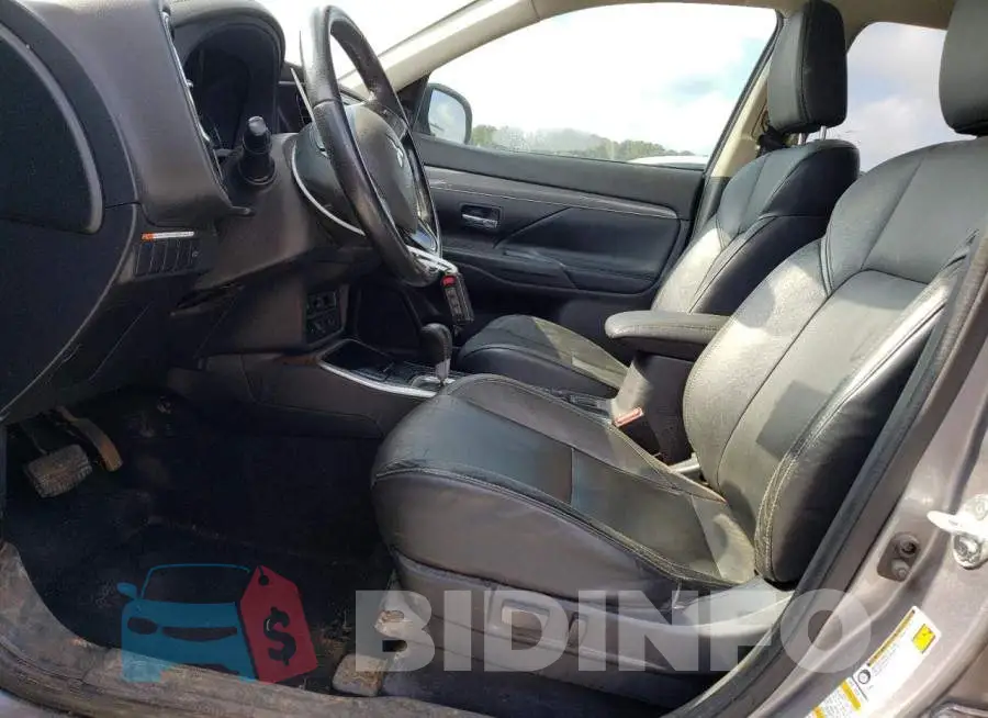 JA4AD3A38KZ039074 Photo# 7