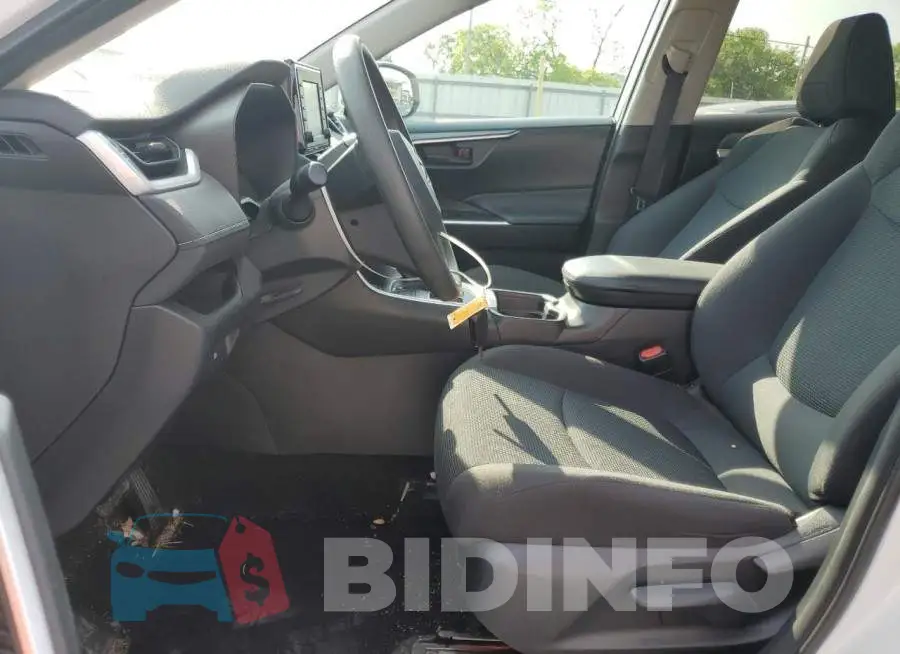 2T3K1RFV8KW056618 Photo# 7