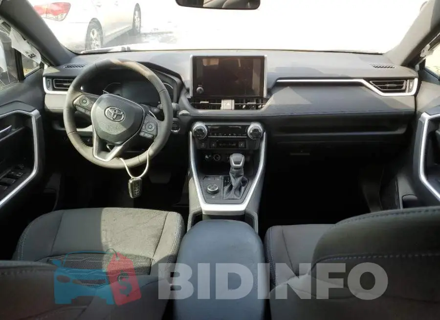 4T3T6RFV8PU109797 Photo# 8