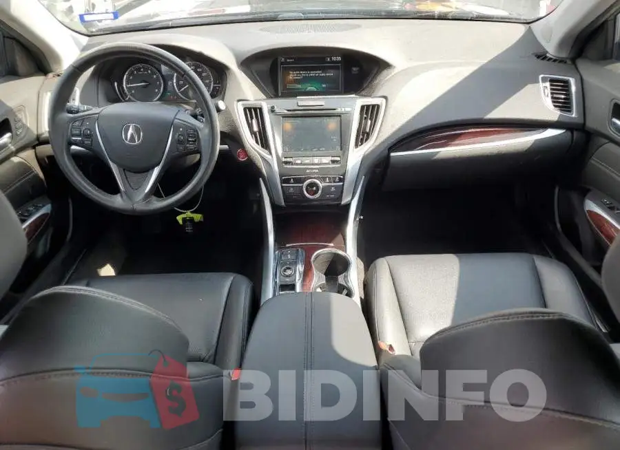19UUB2F37FA009047 Photo# 8