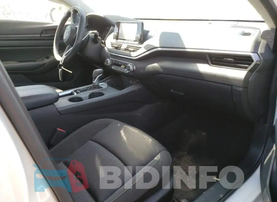 1N4BL4BV7PN345707 Photo# 7