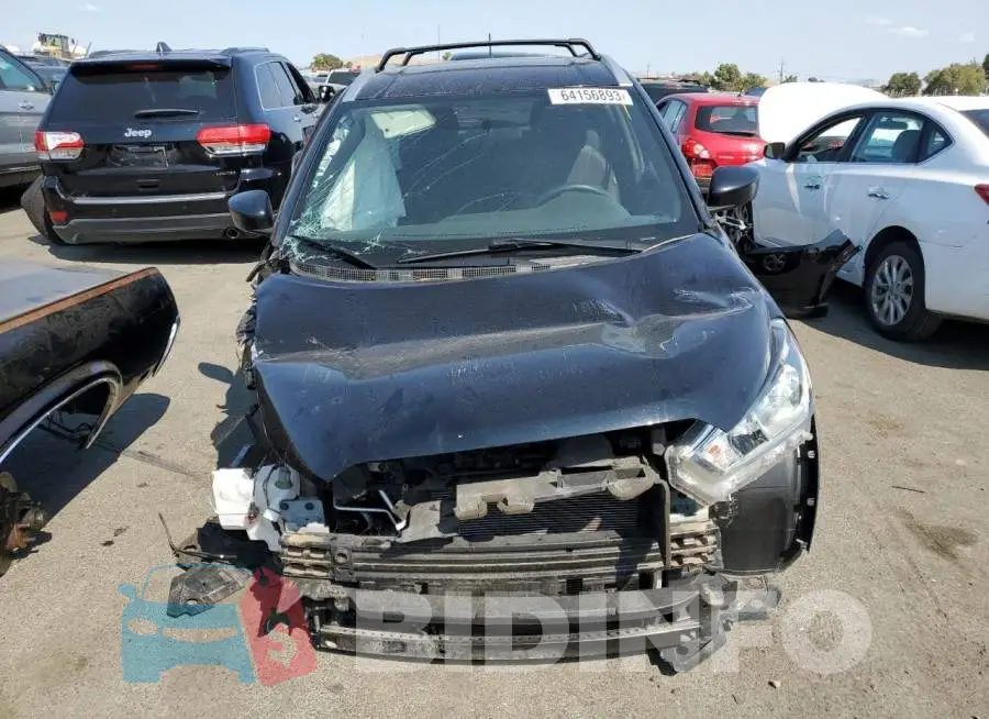 3N1CP5CU3KL511960 Photo# 5