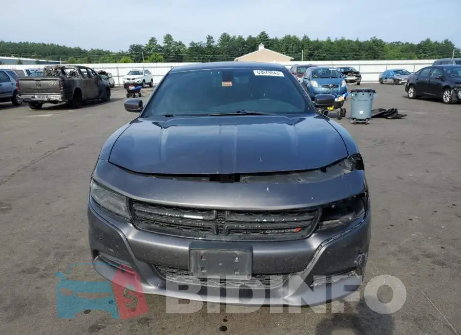 2C3CDXFG7FH806411 Photo# 5