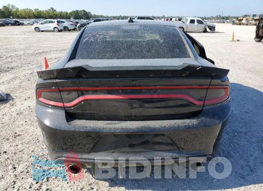 2C3CDXGJ4FH914401 Photo# 6