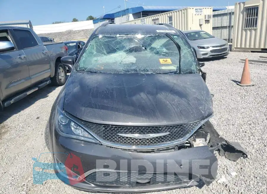2C4RC1EG4HR652812 Photo# 5