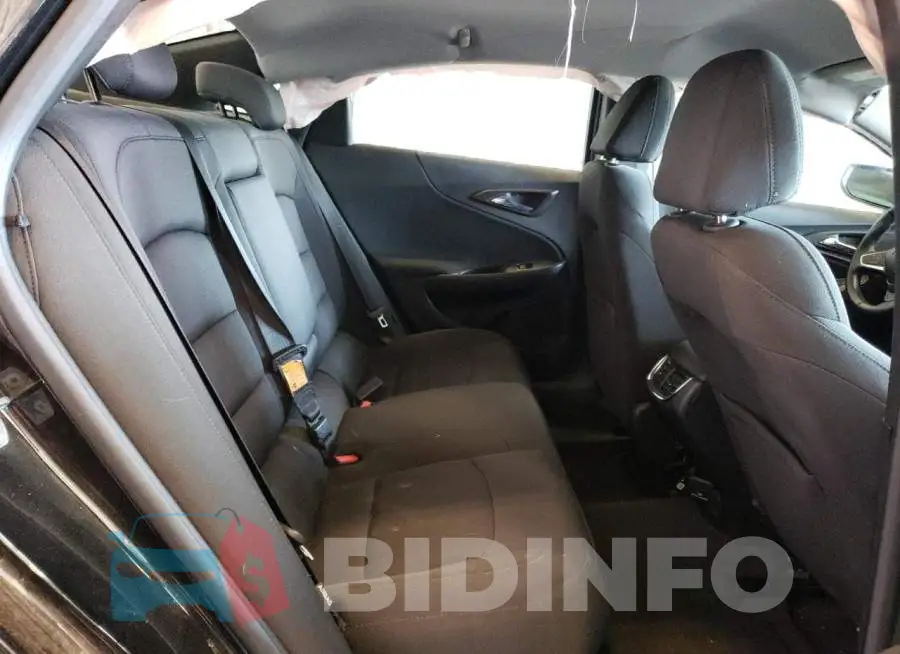 1G1ZD5ST4JF128717 Photo# 10