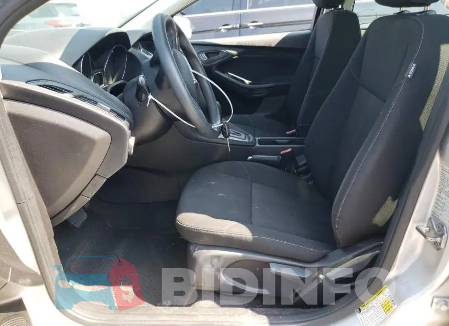 1FADP3E25GL306943 Photo# 7