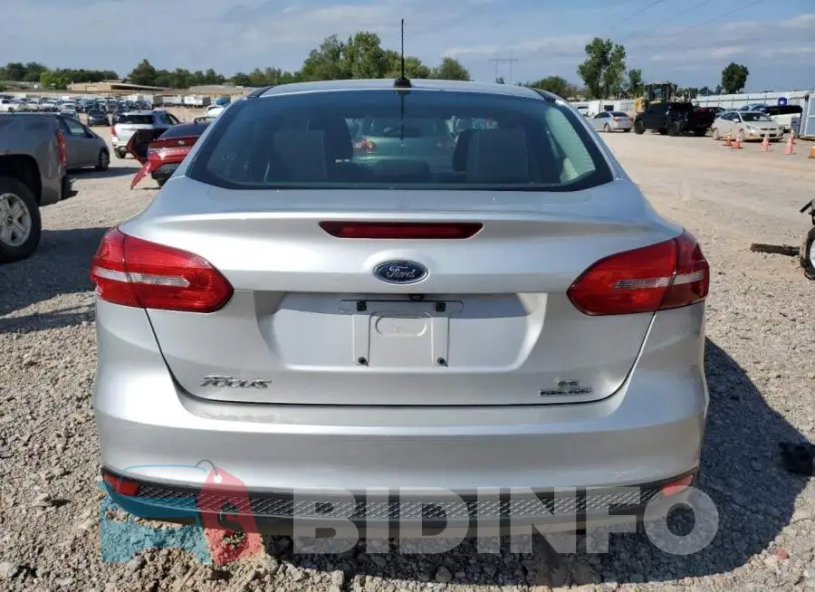 1FADP3F22FL325642 Photo# 6