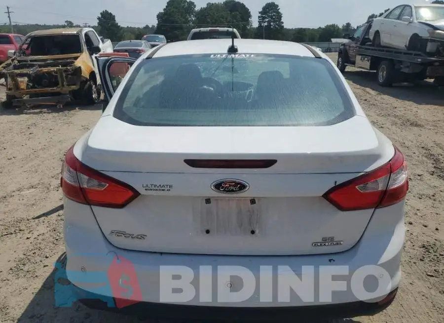 1FADP3F26EL426326 Photo# 6
