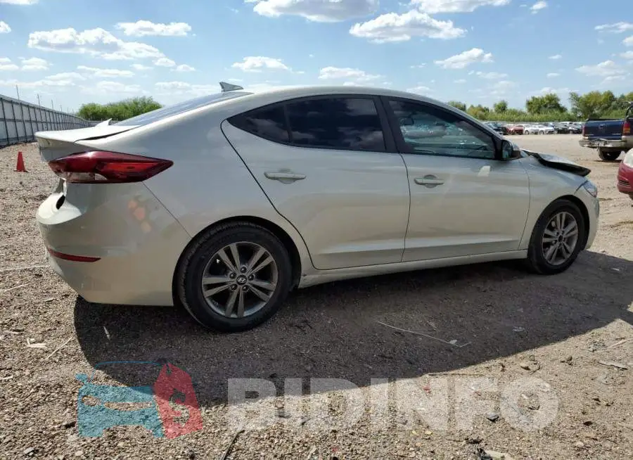 5NPD84LF3HH183796 Photo# 3