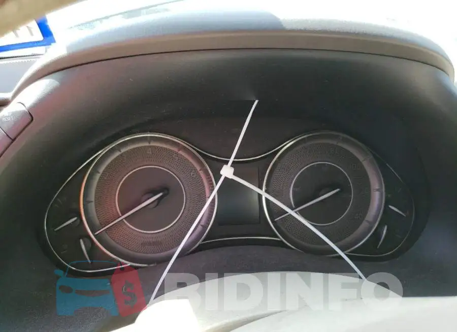 JN8AZ2NF2F9570416 Photo# 9