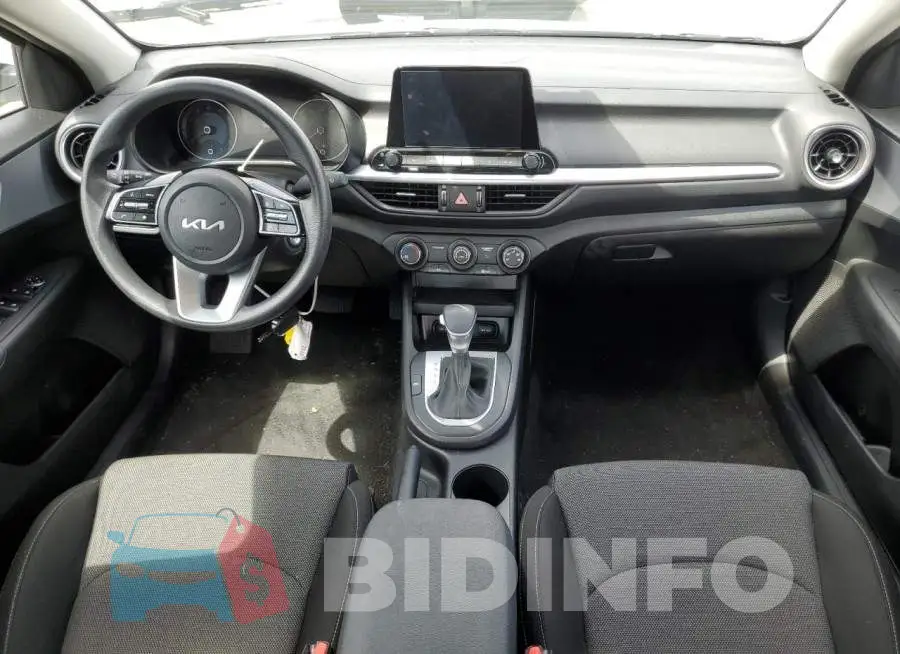 3KPF24AD5PE538885 Photo# 8