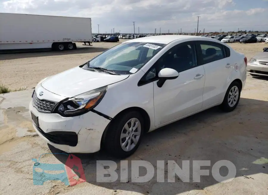 KNADM4A34F6525023 Photo# 1