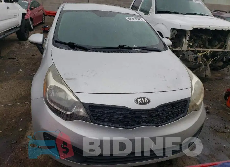 KNADM4A39E6361072 Photo# 5
