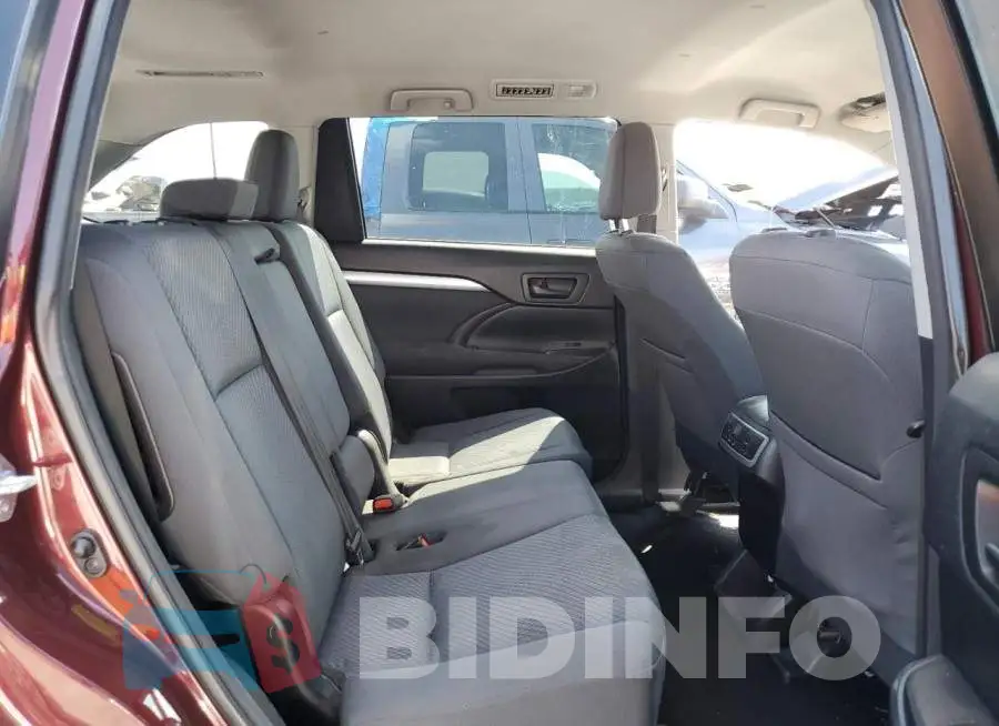 5TDZARFH5FS012012 Photo# 11
