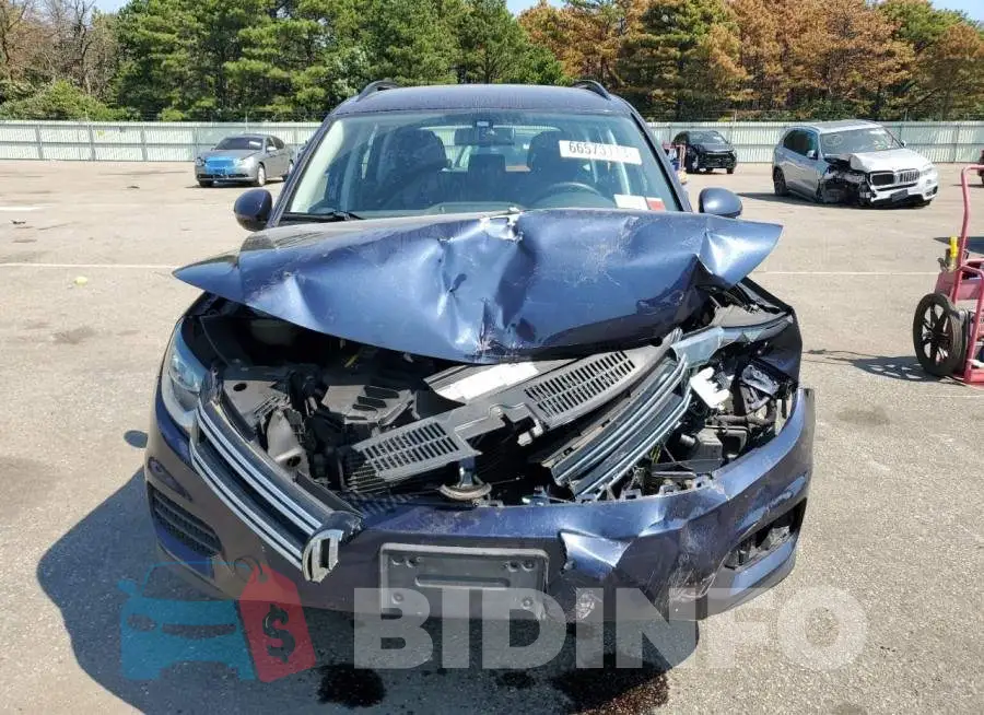 WVGBV7AX2GW612797 Photo# 5