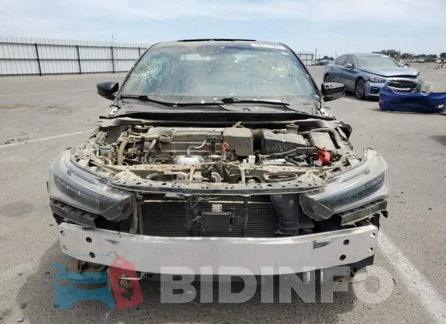 19UDE2F88KA005358 Photo# 5