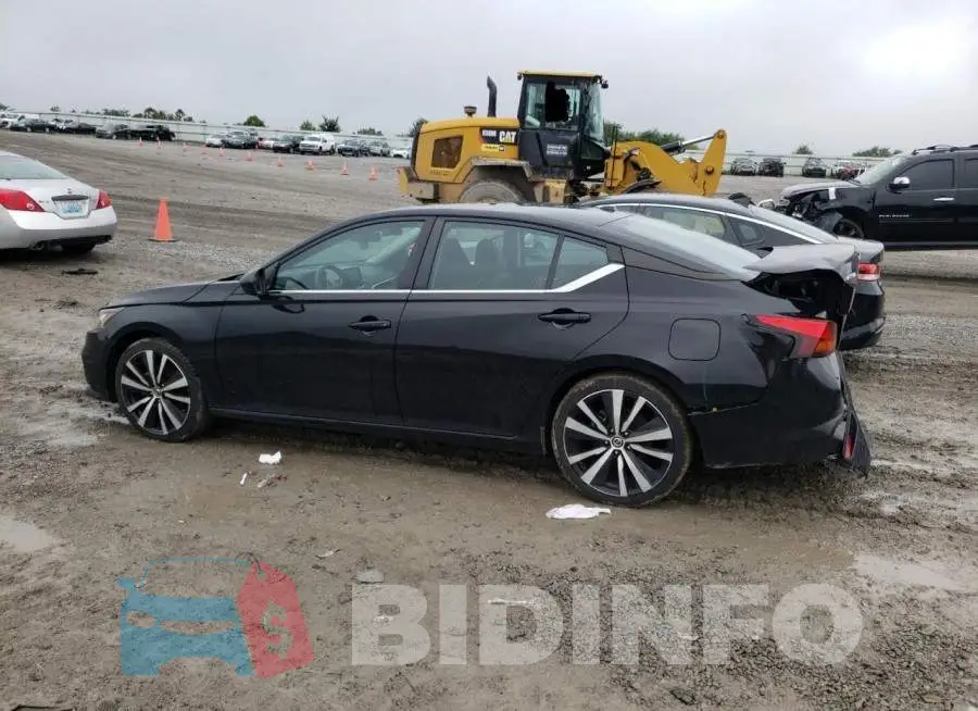 1N4BL4CV5MN370163 Photo# 2