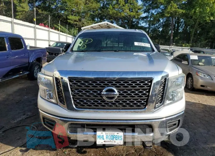1N6BA1F18GN517049 Photo# 5