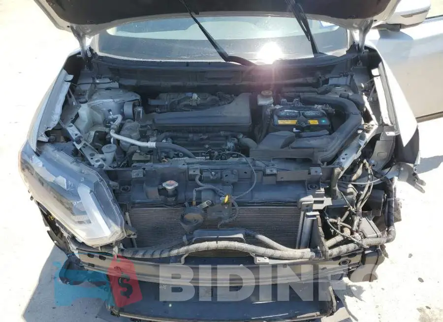JN8AT2MT5HW135760 Photo# 11