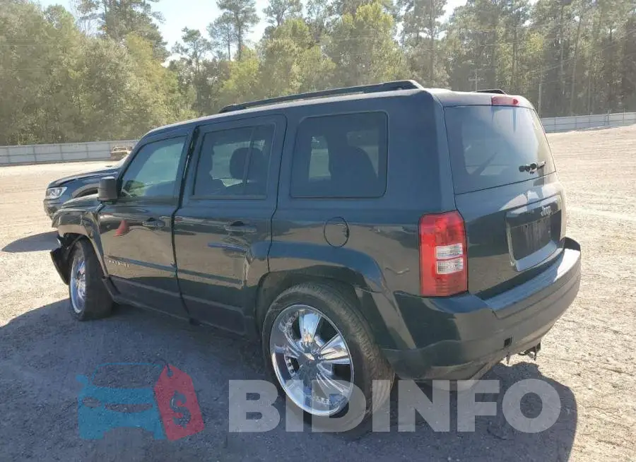 1C4NJPBB3ED888639 Photo# 2
