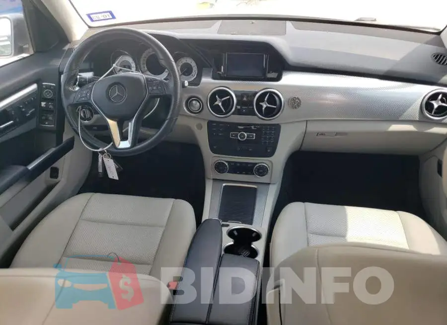 WDCGG5HB8FG427854 Photo# 8