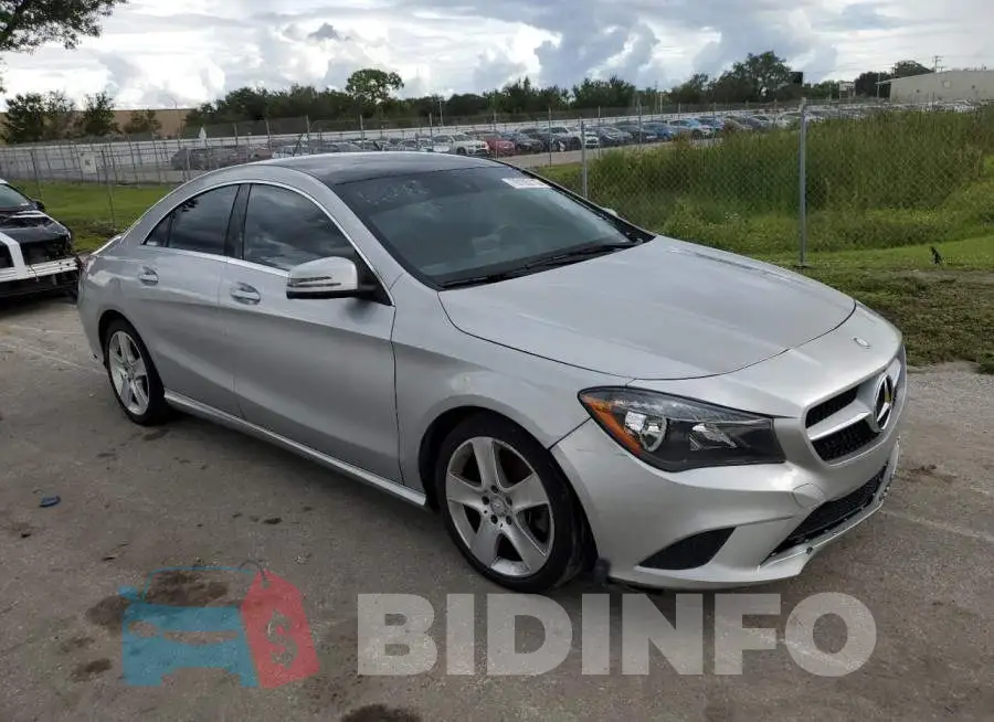 WDDSJ4EB2FN228963 Photo# 4