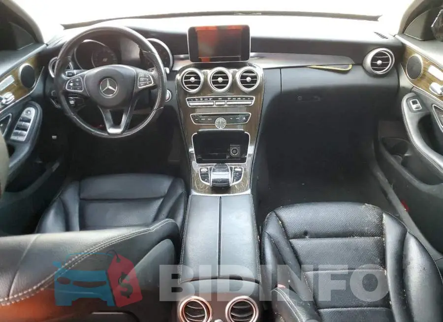 WDDWF4JB9GR147137 Photo# 8