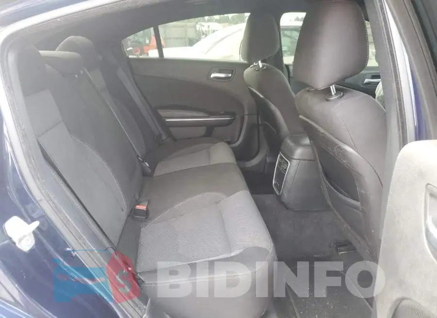 2C3CDXBG4FH772210 Photo# 10