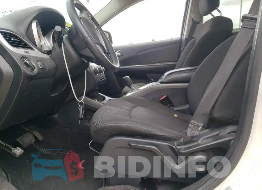 3C4PDCAB1GT171809 Photo# 7