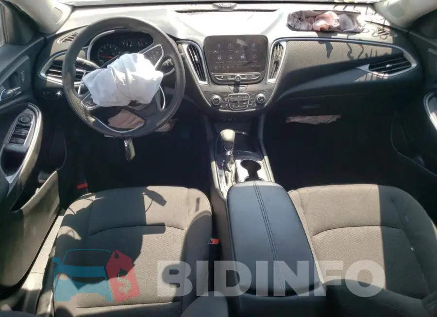 1G1ZD5ST4NF144812 Photo# 8