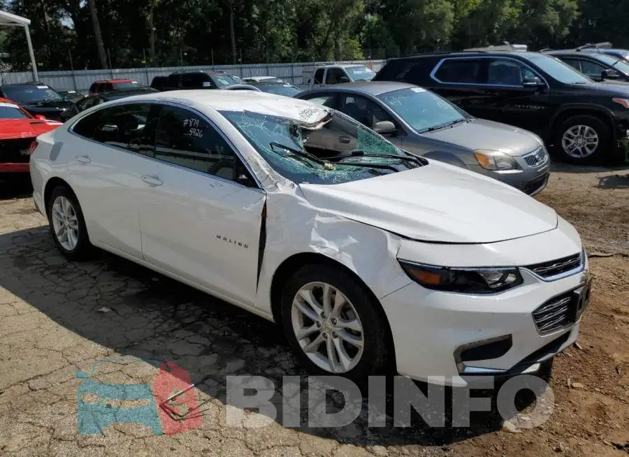 1G1ZD5ST6JF245926 Photo# 4