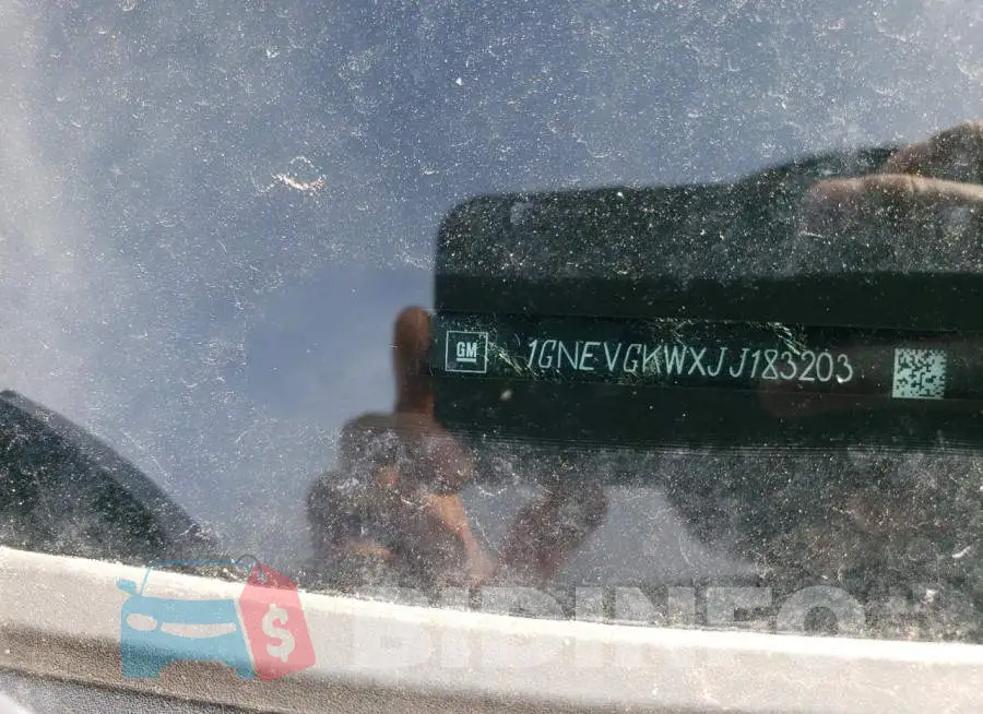 1GNEVGKWXJJ183203 Photo# 12