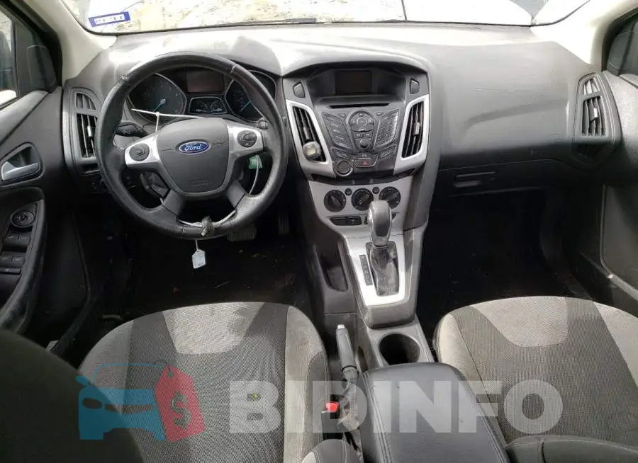 1FADP3F26EL430022 Photo# 8