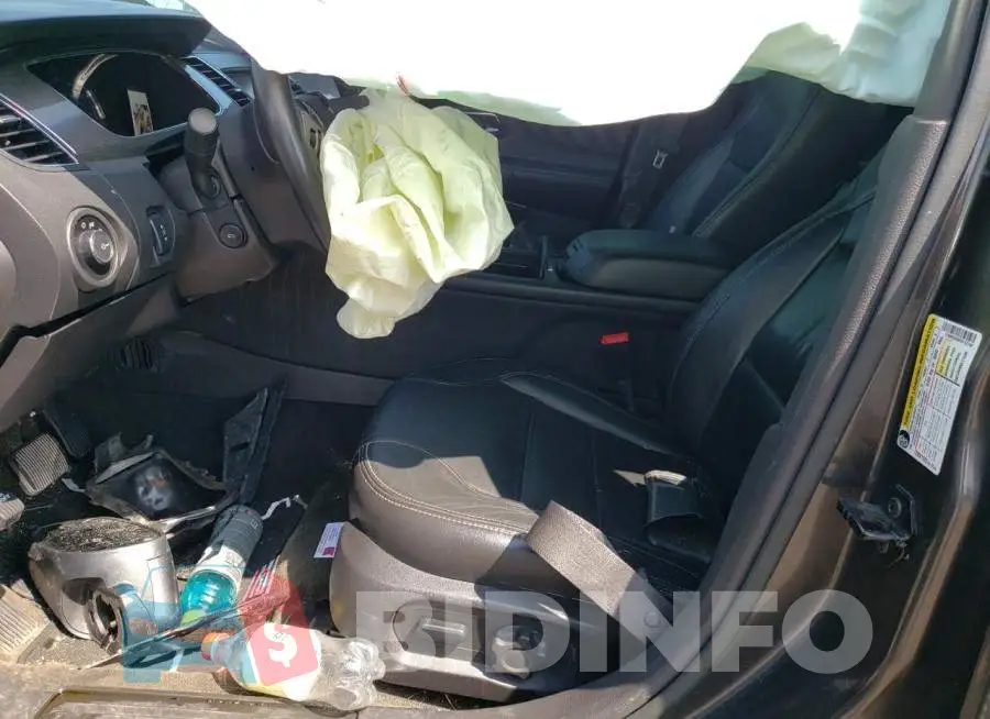 1FAHP2E86FG102160 Photo# 7