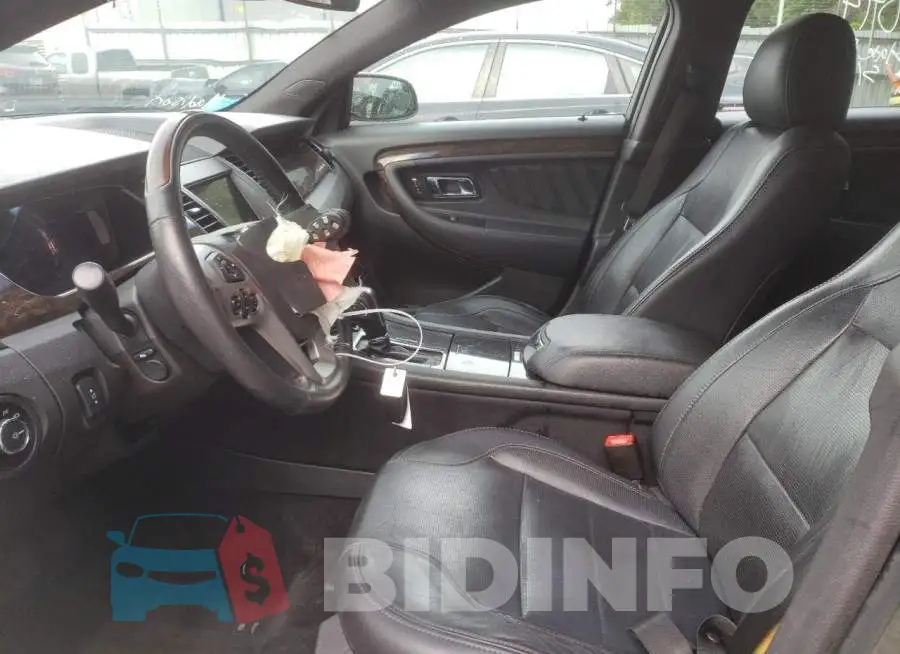 1FAHP2F82JG109582 Photo# 7