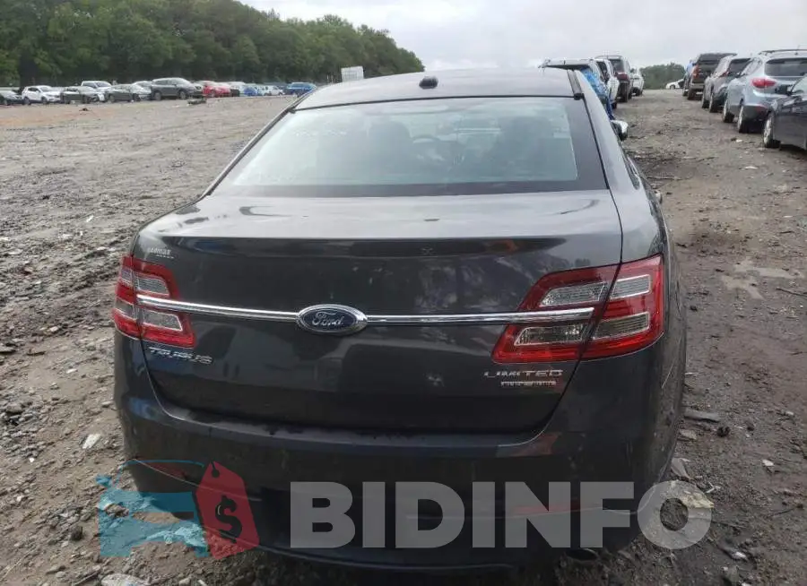 1FAHP2F82JG109582 Photo# 6