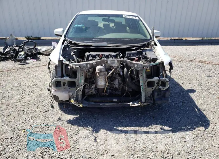19XFB2F58EE201873 Photo# 5