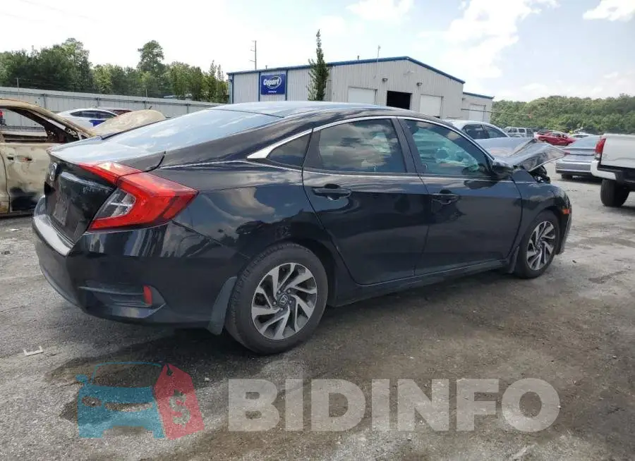 19XFC2F73GE035893 Photo# 3