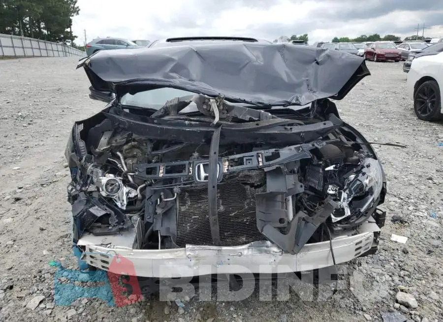 19XFC2F73GE069817 Photo# 5