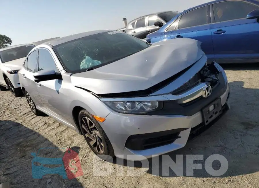 19XFC2F74HE231326 Photo# 4