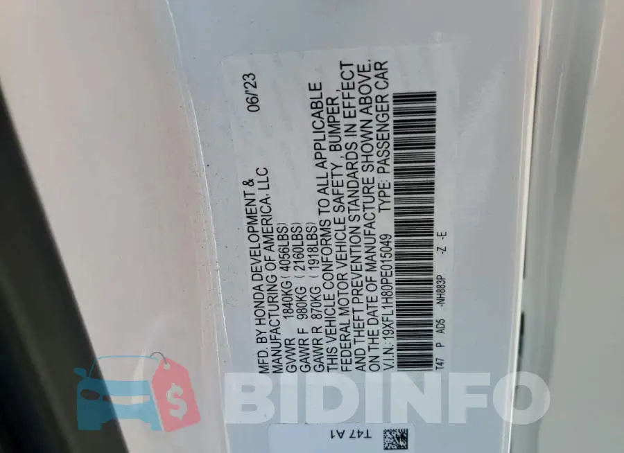 19XFL1H80PE015049 Photo# 12