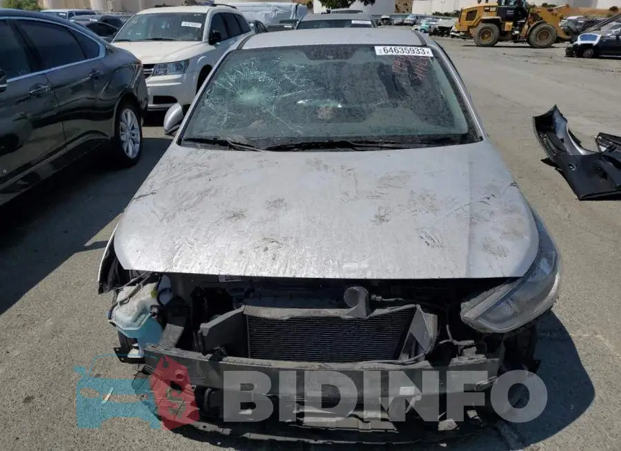 3KPC24A64LE107419 Photo# 5