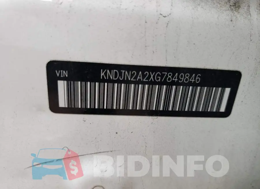 KNDJN2A2XG7849846 Photo# 12