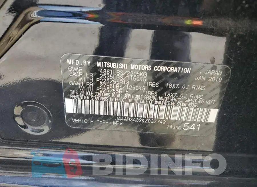 JA4AD3A32KZ037742 Photo# 12