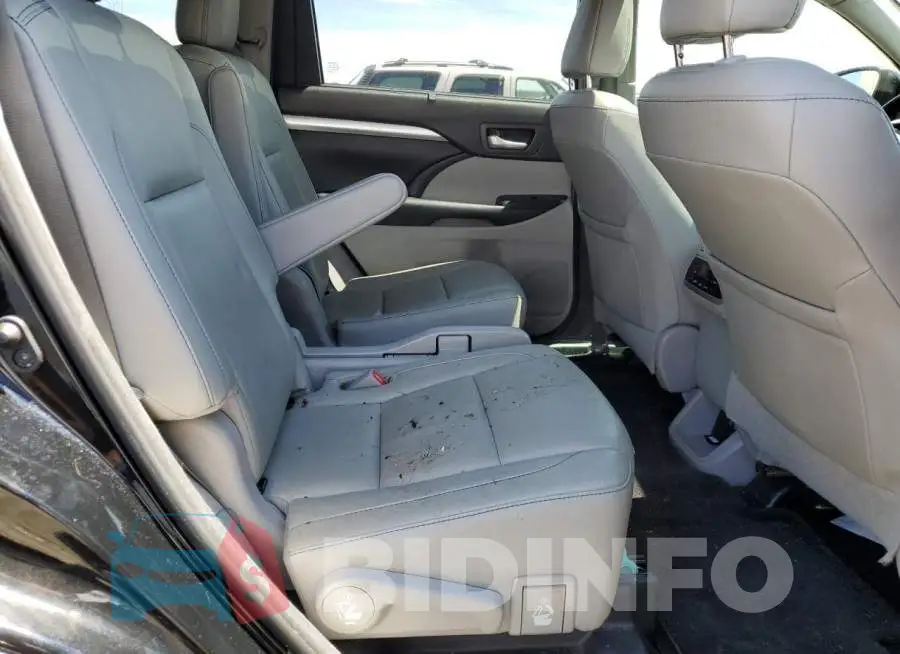 5TDJZRFH5JS841726 Photo# 11